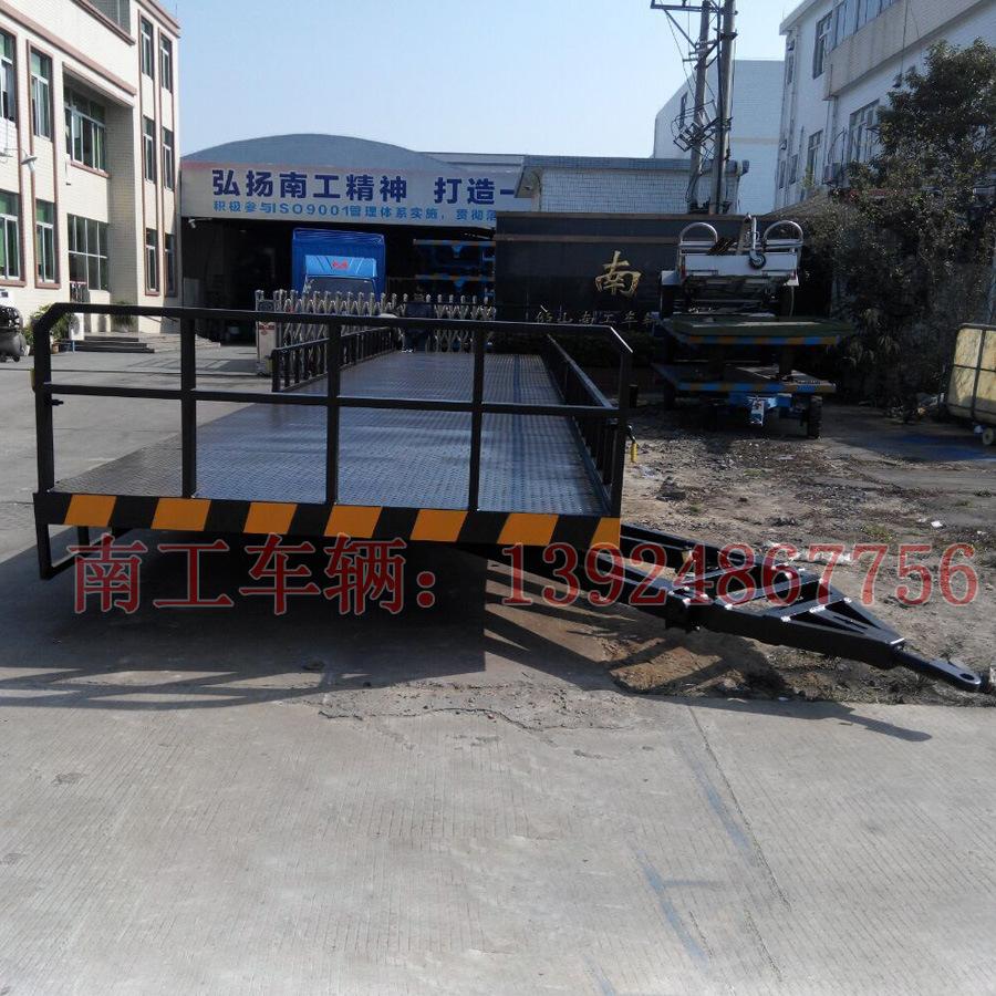13米OD在线(中国)有限公司 液压刹车护栏OD在线(中国)有限公司