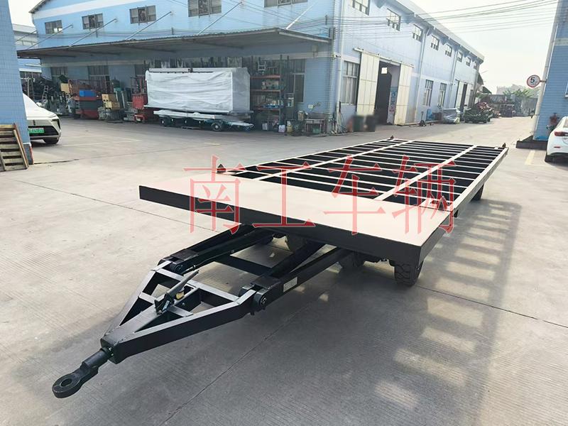 12吨骨架式OD在线(中国)有限公司 带角锁刹车全挂车