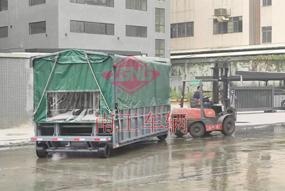 升降雨篷OD在线(中国)有限公司6I.jpg