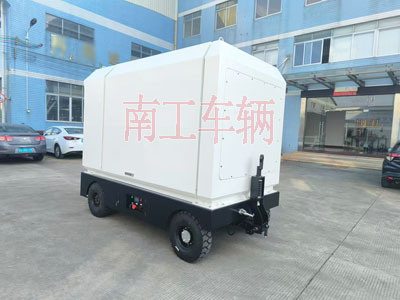2吨电动OD在线(中国)有限公司 飞翼箱式工具拖车2I.jpg